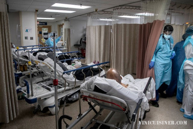 โรงพยาบาลแคลิฟอร์เนีย ท่ามกลางวิกฤต COVID-19 ดับสูงสุด ความสนใจของผู้ป่วยที่ติดเชื้อไวรัสโคโรนารุนแรงมากในลอสแองเจลิสจนในวันอังคารที่ผ่านมา