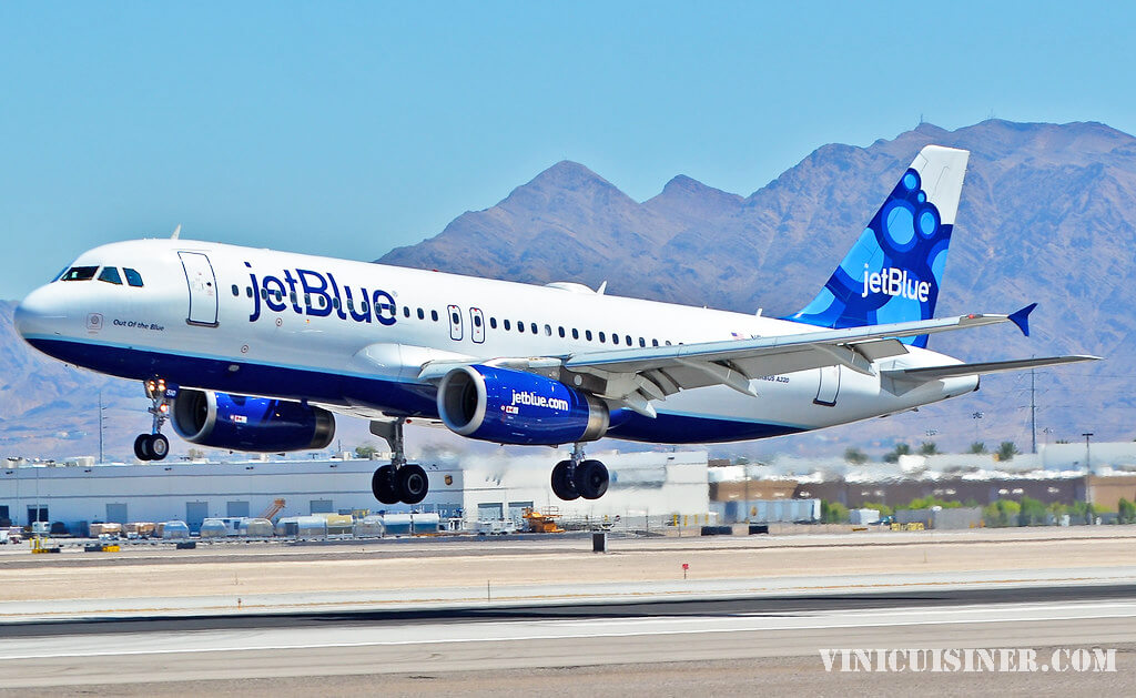 JetBlue พิจารณา ว่าจะออกจากนิวยอร์คและย้ายไปฟลอริดาหรือไม่ JetBlue Airways กำลังพิจารณาว่าจะอยู่ในนิวยอร์กซึ่งก่อตั้งขึ้นเมื่อสองทศวรรษก่อน