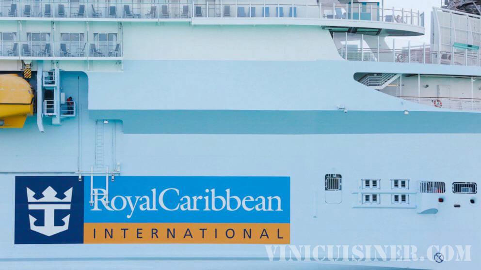สายการเดินเรือ Royal Caribbean 2 สายจะกลับมาล่องเรือในทะเลแคริบเบียนในเดือนมิถุนายน เรือสำราญ Royal Caribbean สองลำจะกลับมาดำเนินการ